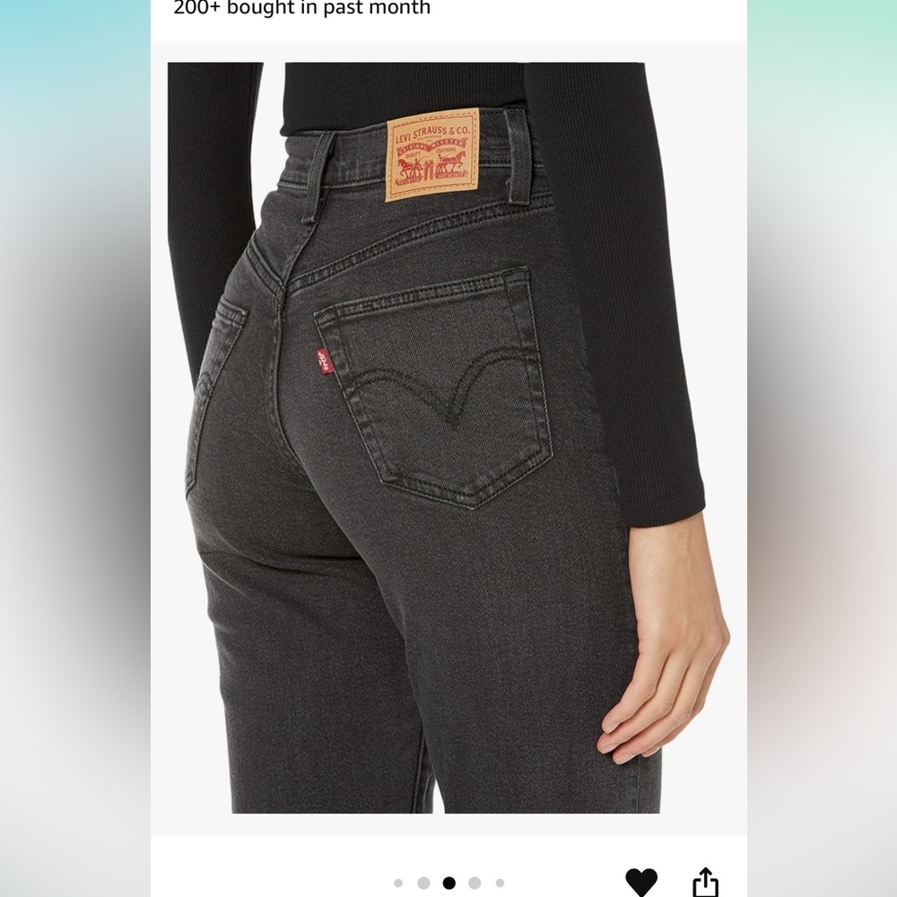 Levi’s Women’s Ribcage Straight Ankle Jeans